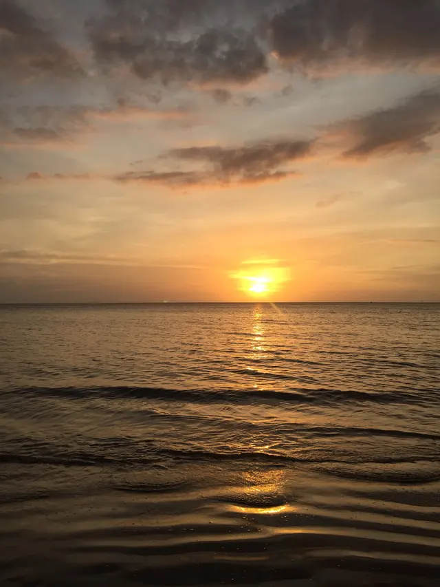 亚庇海滩夕阳