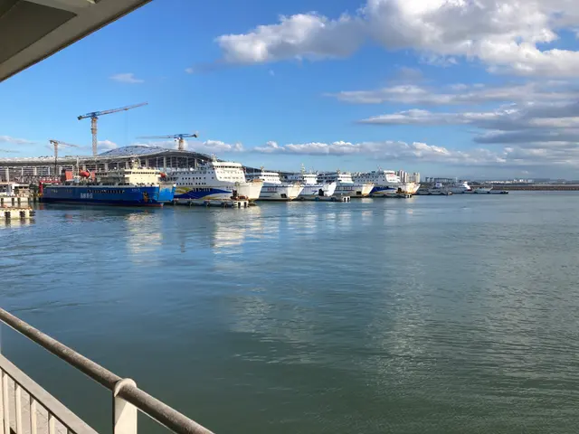 海口港口渡船