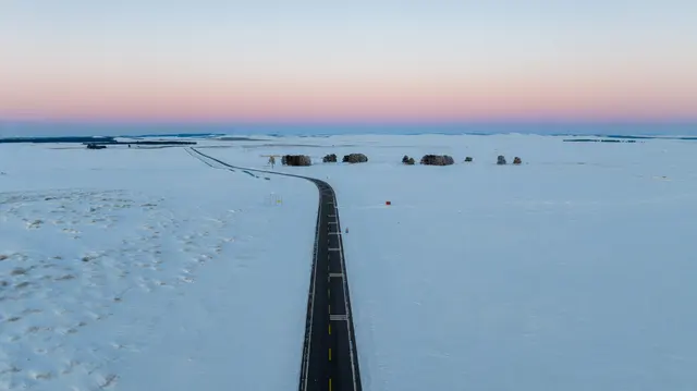 阿尔山雪原公路