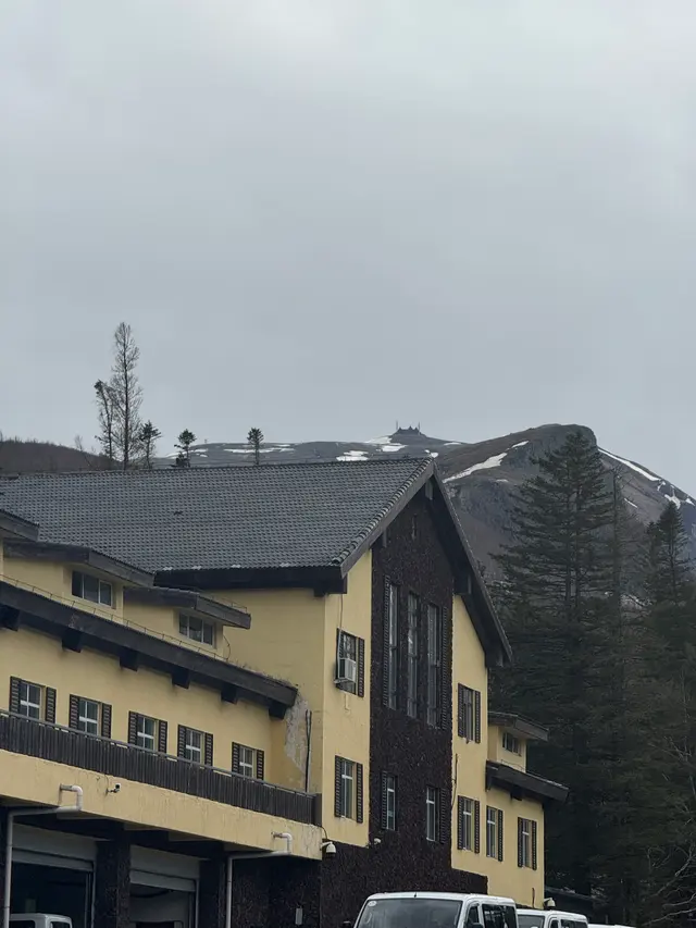 长白山山间屋舍